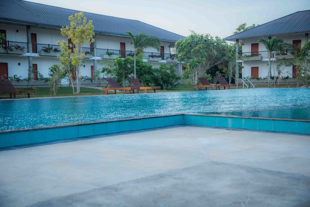 Sungreen Resort Habarana Esterno foto